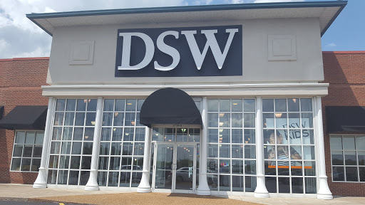 Shoe Store «DSW Designer Shoe Warehouse», reviews and photos, 2130 Gallatin Pike N, Madison, TN 37115, USA