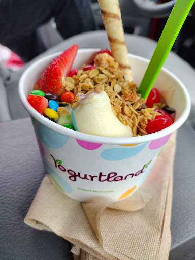 Yogurtland Lynwood