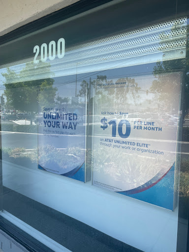 Cell Phone Store «AT&T», reviews and photos, 2000 W Imperial Hwy, La Habra, CA 90631, USA