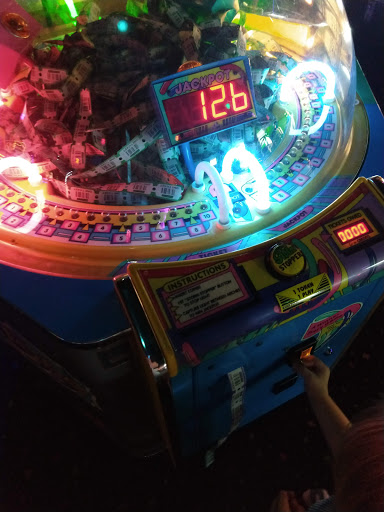 Shopping Mall «Southwood Shopping Center», reviews and photos, 1701 W Ben White Blvd, Austin, TX 78701, USA