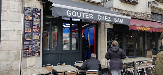 Goûter Chez Sam - 6 Pl. du Grand Marché, 37000 Tours, France