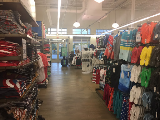 Clothing Store «Old Navy», reviews and photos, 2 Meadow Cir Dr, Lake St Louis, MO 63367, USA