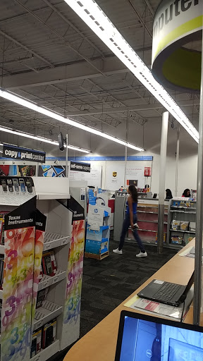 Office Supply Store «Staples», reviews and photos, 855 Central Park Ave, Scarsdale, NY 10583, USA