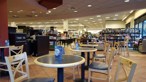 Book Store «Barnes & Noble», reviews and photos, 18025 Garden Way NE, Woodinville, WA 98072, USA
