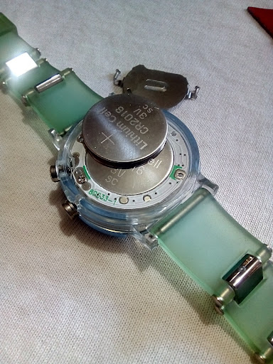 Pilas correas y relojes reparaciones