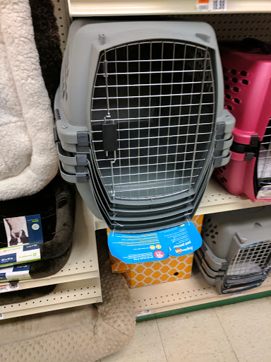 Pet Supply Store «Pet Supplies Plus», reviews and photos, 41660 W 10 Mile Rd, Novi, MI 48375, USA