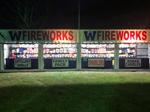 Mr. W Fireworks Stand
