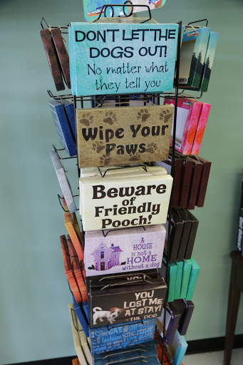 Pet Supply Store «Naturally Healthy Pet», reviews and photos, 1850 Thomasville Rd, Tallahassee, FL 32303, USA