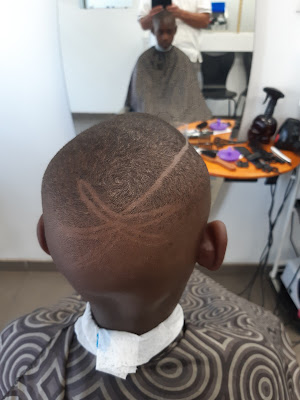 Sarl V.p Coiffure à Lucé