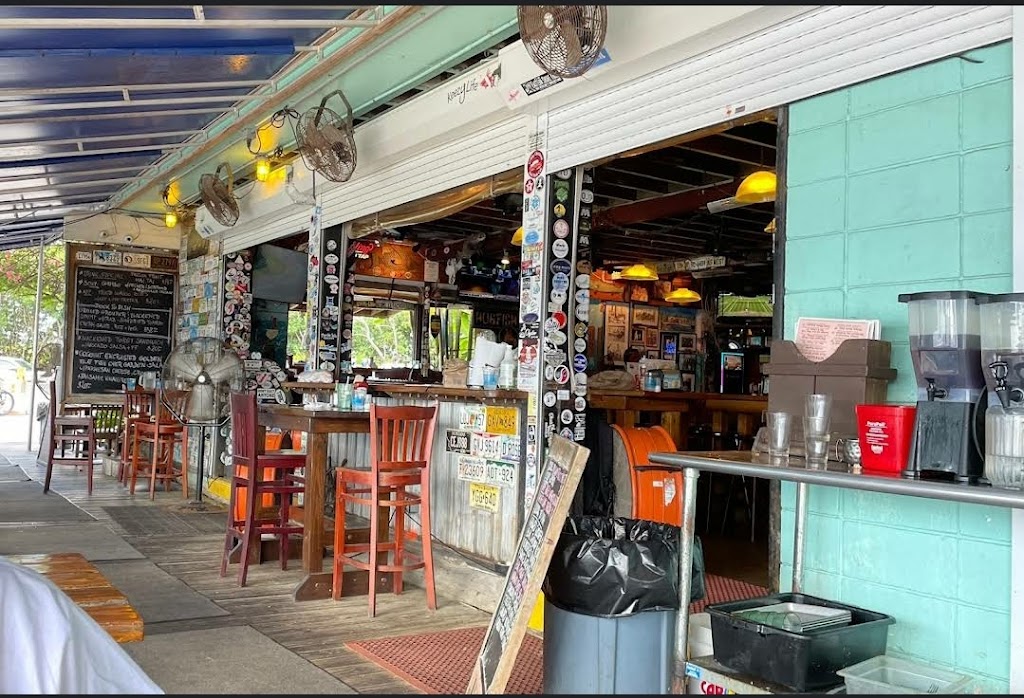 Hogfish Bar & Grill 33040