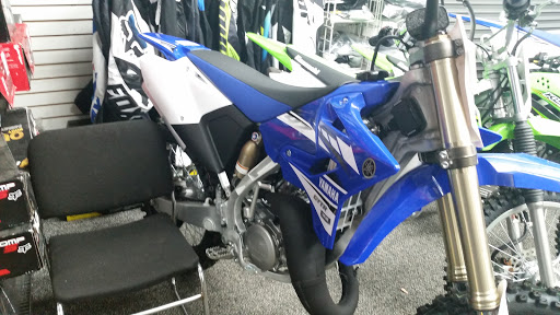 Motorcycle Dealer «Long Island Kawasaki-Yamaha», reviews and photos, 67 N Broadway, Hicksville, NY 11801, USA