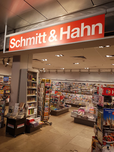 Schmitt & Hahn Buch und Presse im Flughafen Nürnberg - Schalterhalle