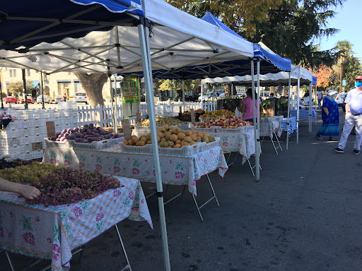 Niles Farmer's Market