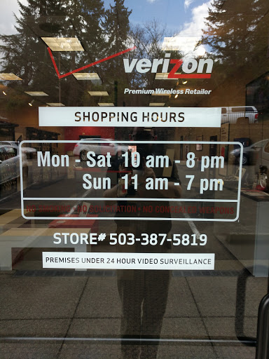 Cell Phone Store «Verizon Authorized Retailer - A Wireless», reviews and photos, 22000 Willamette Dr #104, West Linn, OR 97068, USA