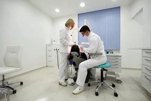 Dental Olujić - Studio dentistico image