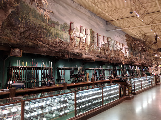Sporting Goods Store «Bass Pro Shops», reviews and photos, 10000 Bass Pro Blvd, Rossford, OH 43460, USA