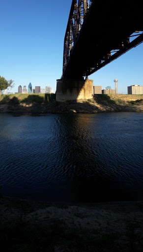 Park «Trammell Crow Park», reviews and photos, 3700 Sylvan Ave, Dallas, TX 75207, USA