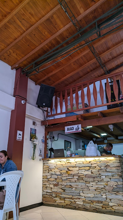 Restaurante El Encanto - Entre el Outlet de Gef y la oficina principal de Claro, Cl. 49 #48-26 segundo piso, Rionegro, Antioquia, Colombia