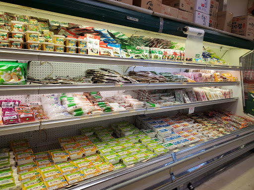 Korean Grocery Store «Seoul Supermarket», reviews and photos, 1204 W Dundee Rd, Buffalo Grove, IL 60089, USA