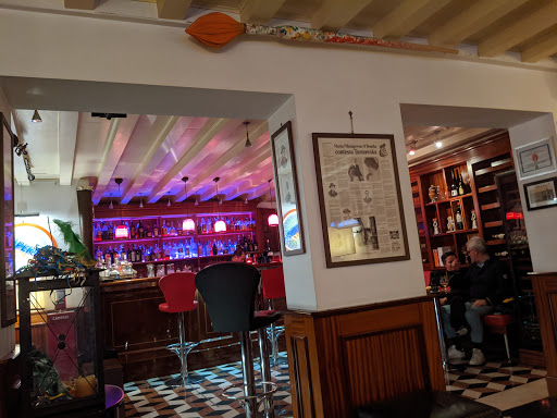 Tarnowska's American Bar