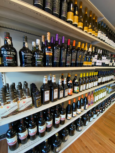 Liquor Store «Village Wine & Liquor Inc», reviews and photos, 161 N Wellwood Ave, Lindenhurst, NY 11757, USA