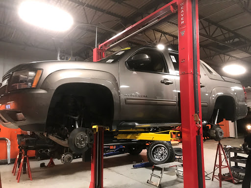 Used Car Dealer «Lone Star Car & Truck», reviews and photos, 1912 Old Denton Rd, Carrollton, TX 75006, USA