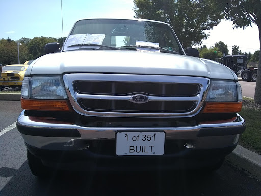 Auto Body Shop «Hayes Auto Body», reviews and photos, 115 Schoolhouse Rd, Souderton, PA 18964, USA