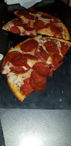 Winery «Buckeye Lake Winery, Inc», reviews and photos, 13750 Rosewood Rd NE, Thornville, OH 43076, USA