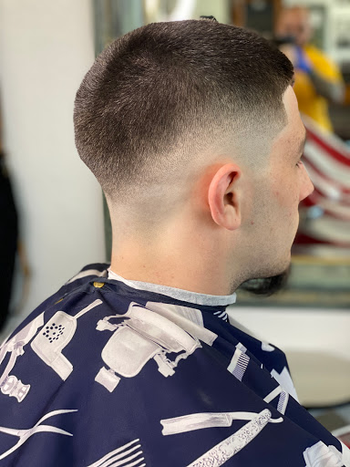 Barber Shop «Homers Barber Shop», reviews and photos, 864 W Benjamin Holt Dr, Stockton, CA 95207, USA