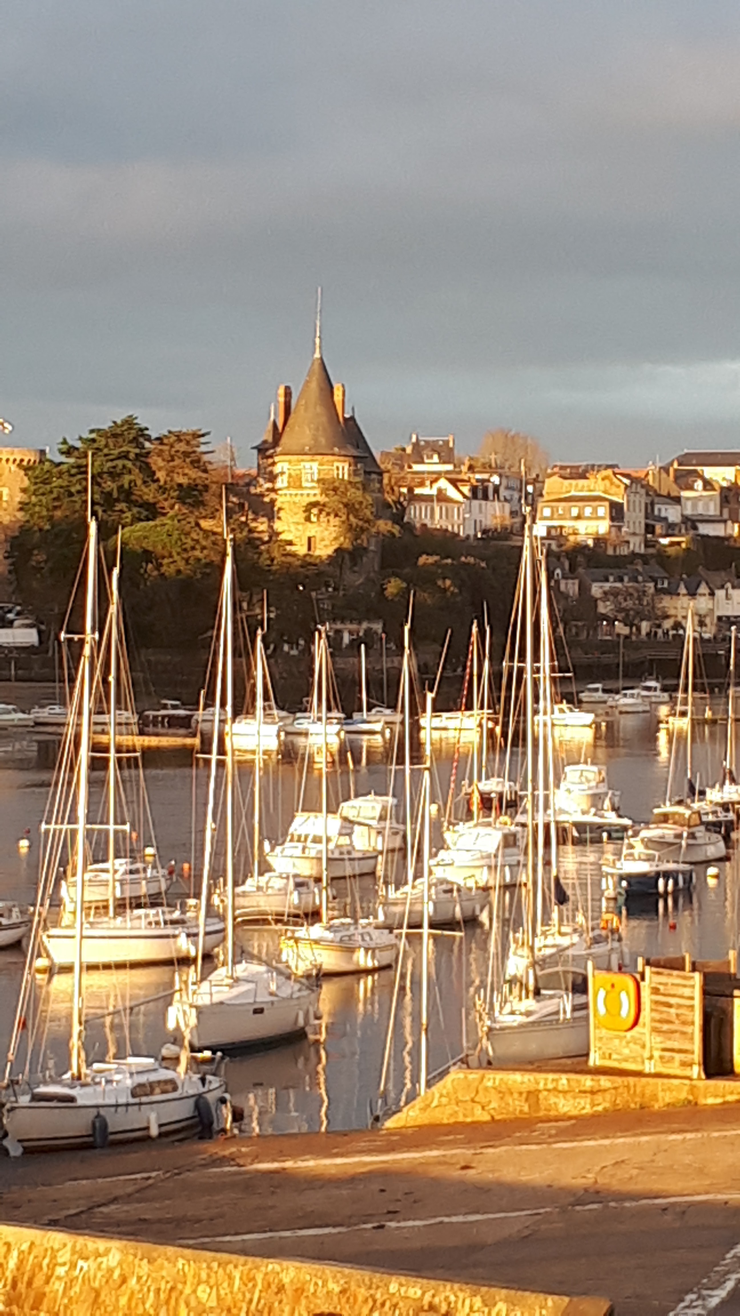 Photo n° 1 de l'avis de Daniel.i fait le 07/12/2019 à 21:50