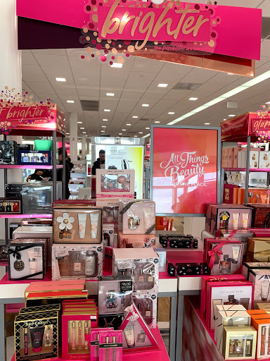 Hair Salon «Ulta Beauty», reviews and photos, 8338 MN-7, St Louis Park, MN 55426, USA