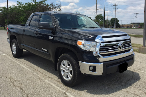 Toyota Dealer «Sam Leman Toyota Bloomington», reviews and photos, 1502 Morrissey Dr, Bloomington, IL 61701, USA