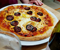 Plats et boissons du Pizzeria Pizza Nelly à Paris - n°1