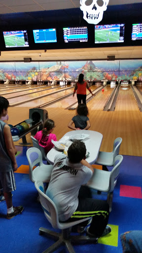 Bowling Alley «Classic Lanes», reviews and photos, 7501 S Howell Ave, Oak Creek, WI 53154, USA