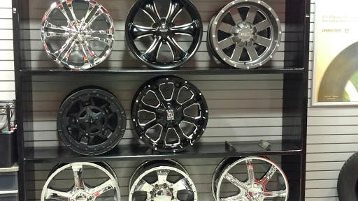 Tire Shop «Tires Plus of Kenosha», reviews and photos, 7424 74th Pl, Kenosha, WI 53142, USA