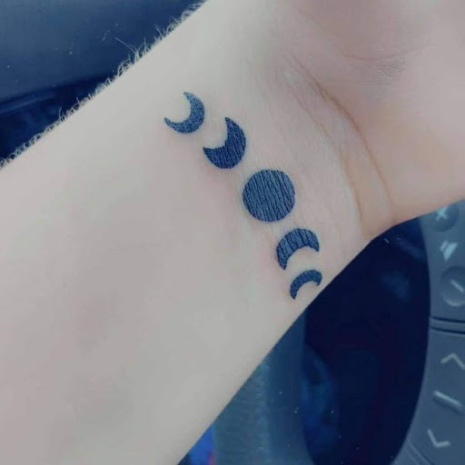 Explore deer hunting tattoo ideas, creative tattoo ideas in Milwaukee, available at West Allis Tattoo & Gallery Tattoo Shop Milwaukee