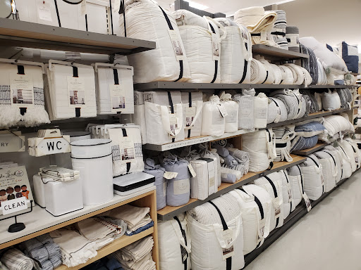 Department Store «Target», reviews and photos, 3173 E Shields Ave, Fresno, CA 93726, USA