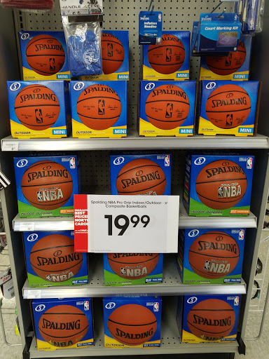 Sporting Goods Store «Academy Sports + Outdoors», reviews and photos, 4526 W Wendover Ave, Greensboro, NC 27409, USA