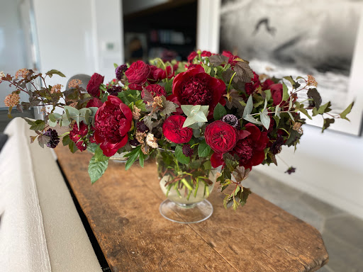 Carolas Floral Designs image