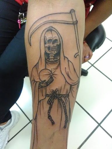 Tattoo Shop «One Love Tattoos», reviews and photos, 903 N Austin Ave, Georgetown, TX 78626, USA