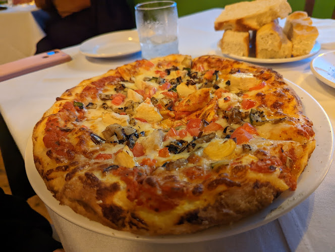#1 best pizza place in Ventura - SPASSO Cucina Italiana