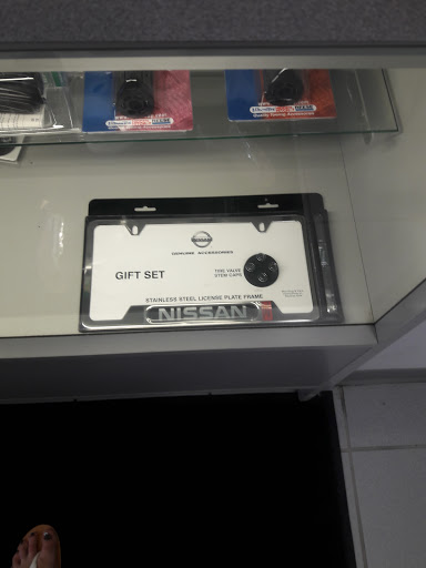 Nissan Dealer «DeCormier Nissan», reviews and photos, 30 Tolland Turnpike, Manchester, CT 06040, USA
