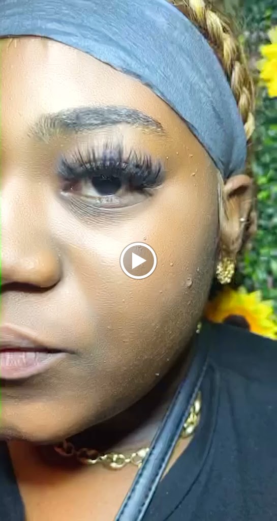 Pretty Wings Salon 78250