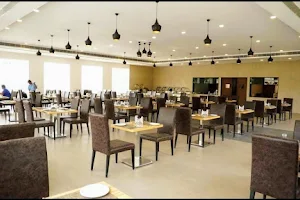 Aahaar Veg Restaurant image