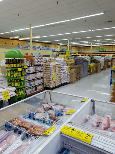 Grocery Store «Bravo Supermarkets», reviews and photos, 2701 N Hiawassee Rd, Orlando, FL 32818, USA