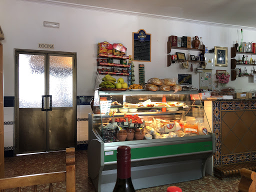 Información y opiniones sobre Cuatro Mojones de Puerto Serrano