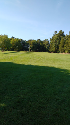 Golf Course «Gainfield Farms Golf Course», reviews and photos, 225 Old Field Rd, Southbury, CT 06488, USA