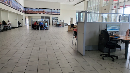 Toyota Dealer «AutoNation Toyota Cerritos», reviews and photos, 18700 Studebaker Rd, Cerritos, CA 90703, USA