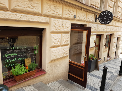 Pivo & Basilico Caffe Restaurant