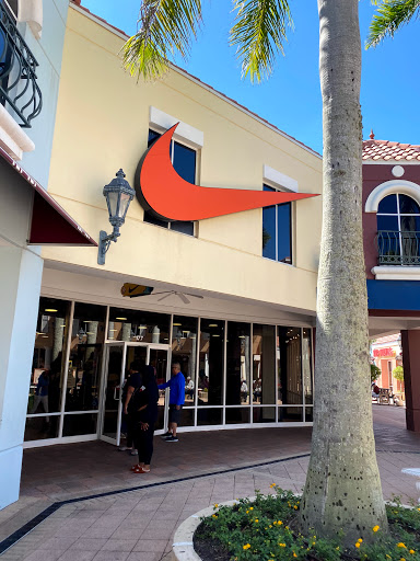 Nike Factory Store, 10801 Corkscrew Rd D-177, Estero, FL 33928, USA, 